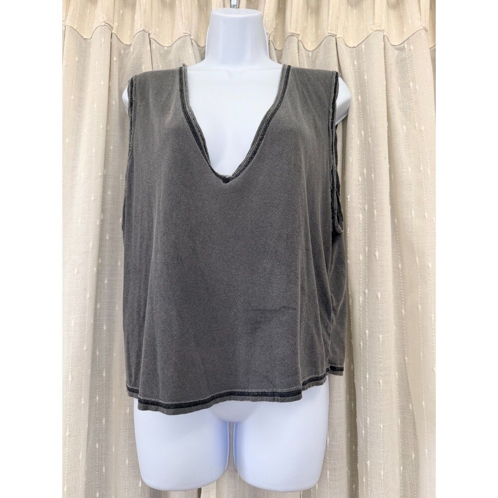 Free People We The Free Distressed Gray V Neck Tank Medium